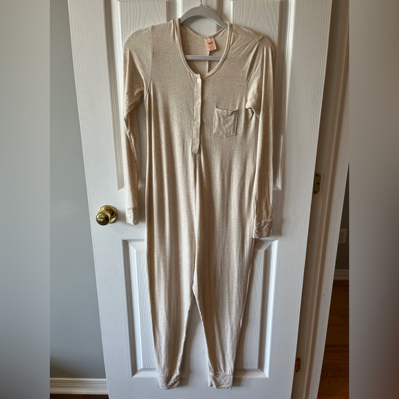 Smash + Tess x Jillian Harris Leo Lounger Romper sz xxs - Picture 2 of 8